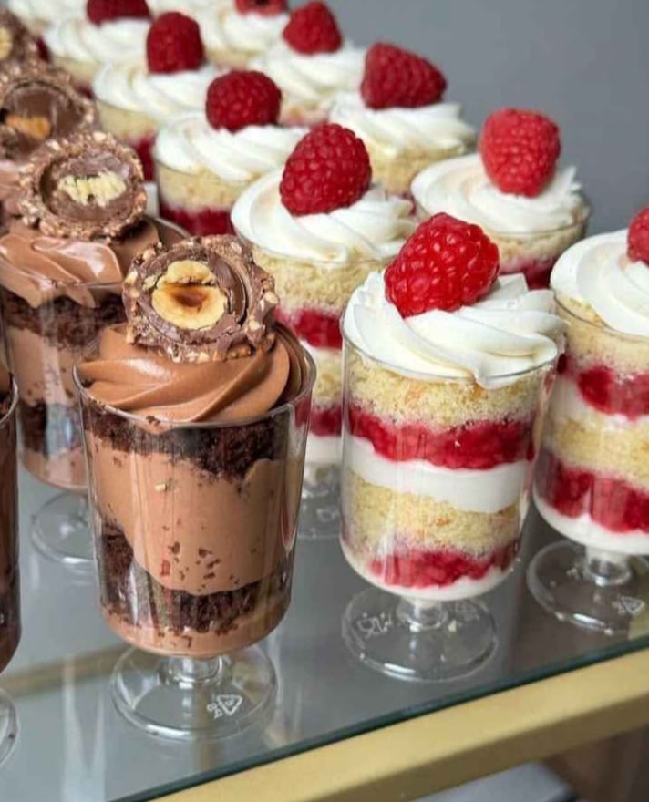 Copa Tres Leches con Frambuesa